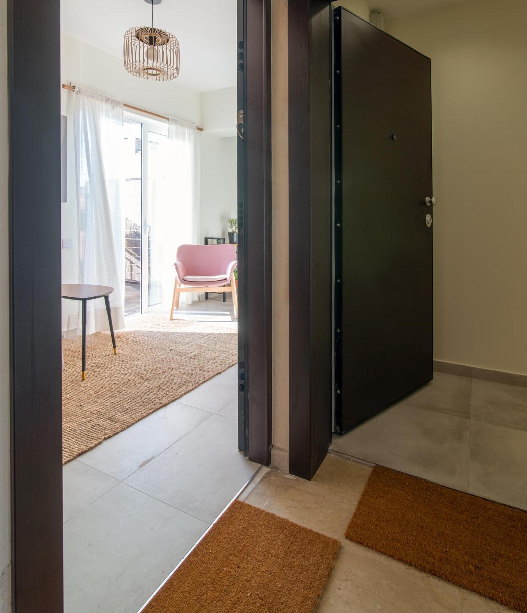 Cosy & Stylish 1-Bedroom Apartment In The Centre Atenas Exterior foto